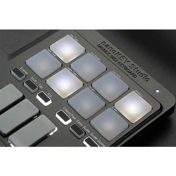 Estudio Controlador MIDI movil BLUETOOTH/USB color negro | NANOKEY - KORG-16581