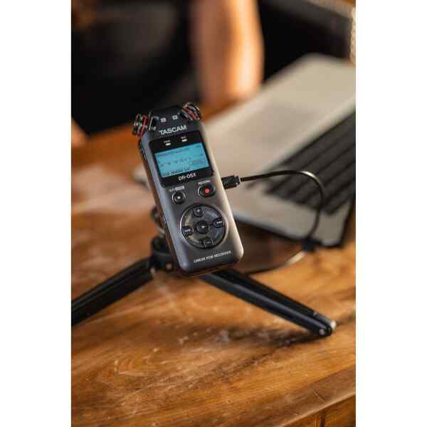 Grabadora de audio digital portatil | DR-05X - TASCAM-16437