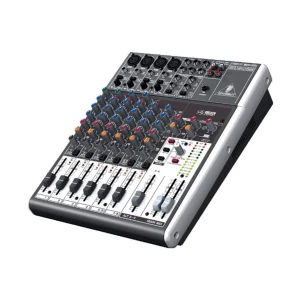 Consola de 12-entradas (4-XLR) 2/2 BUSES | 1204USB – BEHRINGER