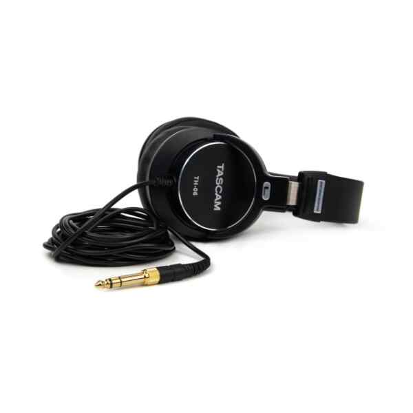 Audifonos para monitoreo l TASCAM-0