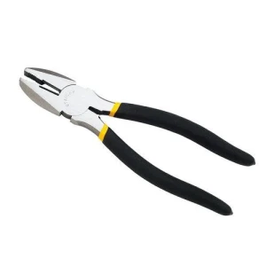ALICATE DE ELECTRICISTA, LARGO DE 8 PULGADAS, ANCHO DE 2 PULGADAS, ANCHO DE PUNTA 7/8 PULGADAS. MARCA STANLEY