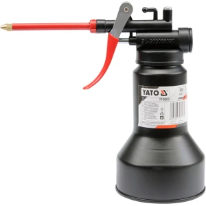 Aceitera Con Manguera Flexible Metalica 300Ml Yt-06913