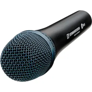 E945
