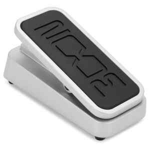 Pedal FP02M de Expresion | ZOOM