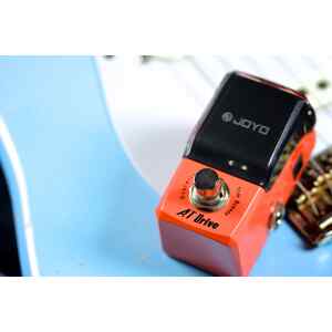 pedal de efecto overdrive joyo at drive ironman p/ guitarra