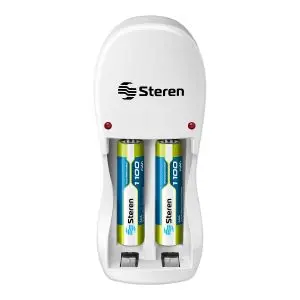 Mini cargador de pilas AA y AAA. Incluye 2 pilas AAA – Steren