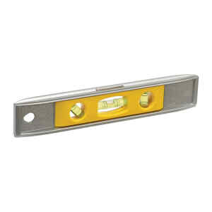 NIVEL TORPEDO, ALUMINIO FUNDIDO, 9 PULGADAS DE LARGO, 288 MM. MARCA STANLEY