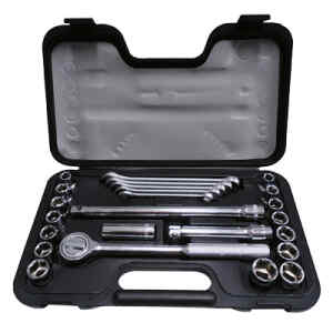 JUEGO DE 25 HERRAMIENTAS MECANICAS, RAIZ DE 1/2, PULGADAS Y MILIMETROS, CON MALETA PLASTICA. MARCA STANLEY