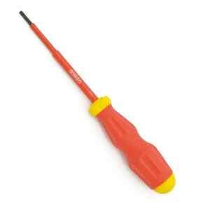 DESTORNILLADOR AISLADO, 1000V MAXSTEEL VDE, PUNTA PLANA, ANCHO DE 1/8 PULG, 3MM, LARGO DE 4 PULG, 101MM. MARCA STANLEY